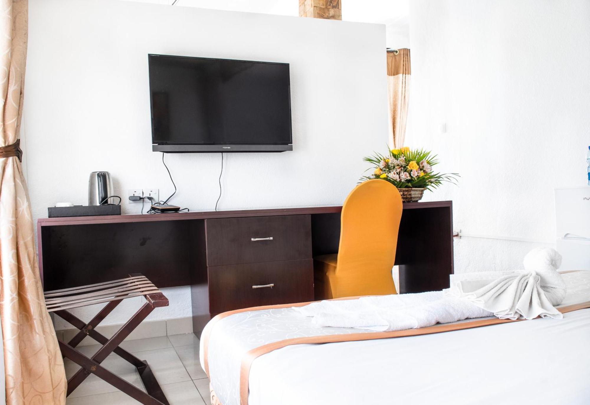 Dolce Vita Resort Hotel Buyumbura Exterior foto